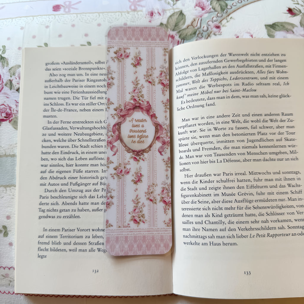 A readers lives a thousand lifes ✮⋆˙